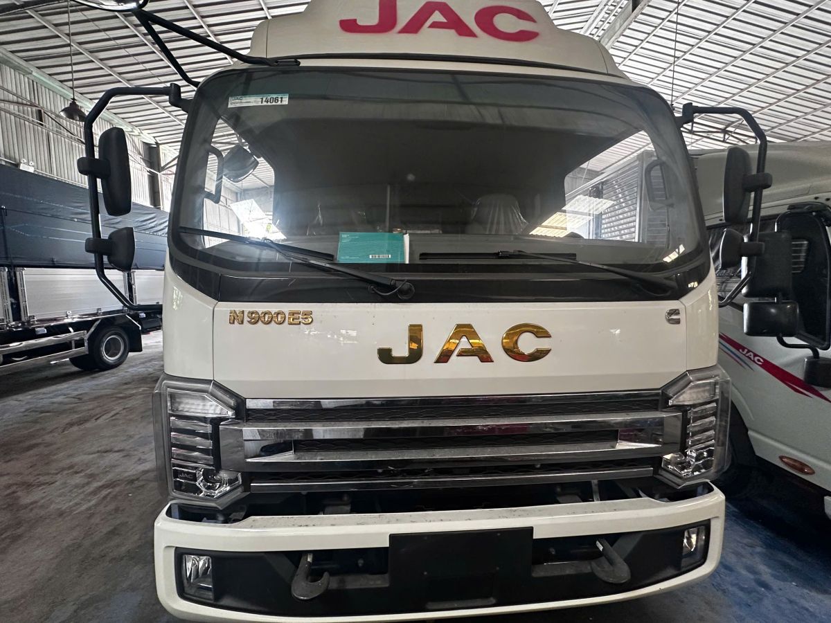 Xe tải Jac N900 E5 9 tấn