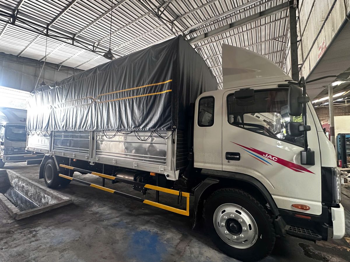 Xe tải Jac N900 E5 9 tấn